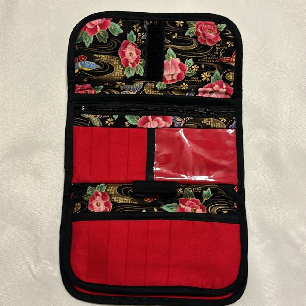 Quilted Wallet Multicolor EUC - Picture 4 of 11